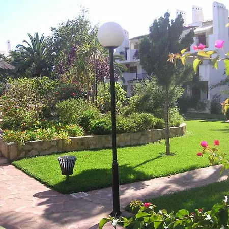 Velas Esparver-serviden Apartment *